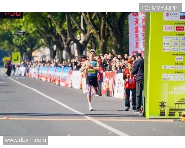 2025横店马拉松开跑：沉溺式赛道带来满分心情价值